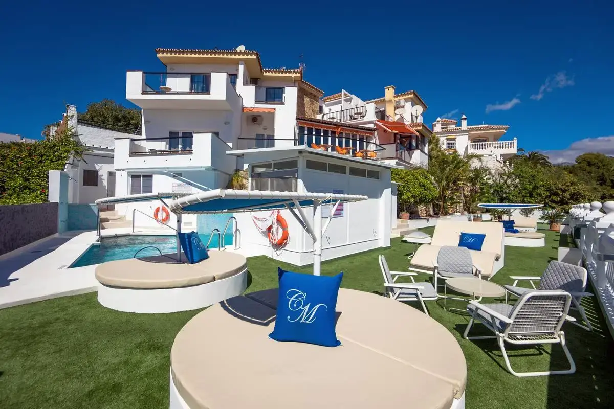 Accommodation with a pool in Nerja en Nerja — imagen 1