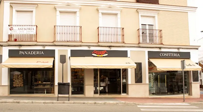 Panadería Confitería Salvador