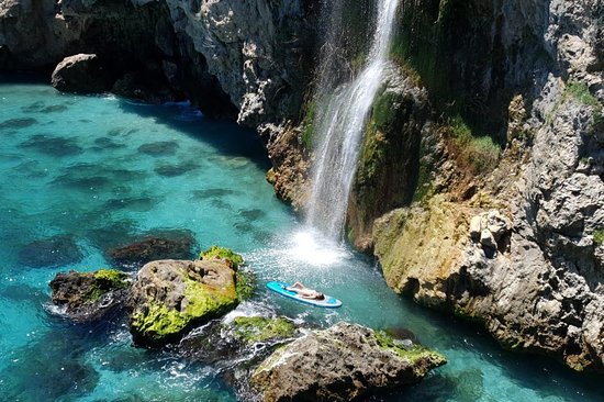 Maro Waterfall — Nerja's Coastal Cascade en Nerja — exterior (3 de 9)