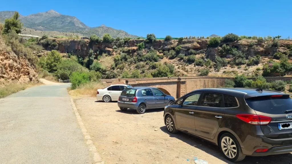 Zona de aparcamiento cerca de Cala Barranco de Maro en Nerja — foto 1