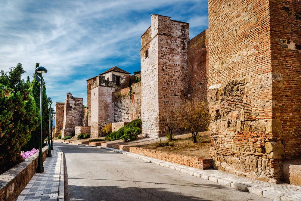 Visit Málaga: What to see and do? TOP best PLANS! en Nerja — interior (4 de 14)