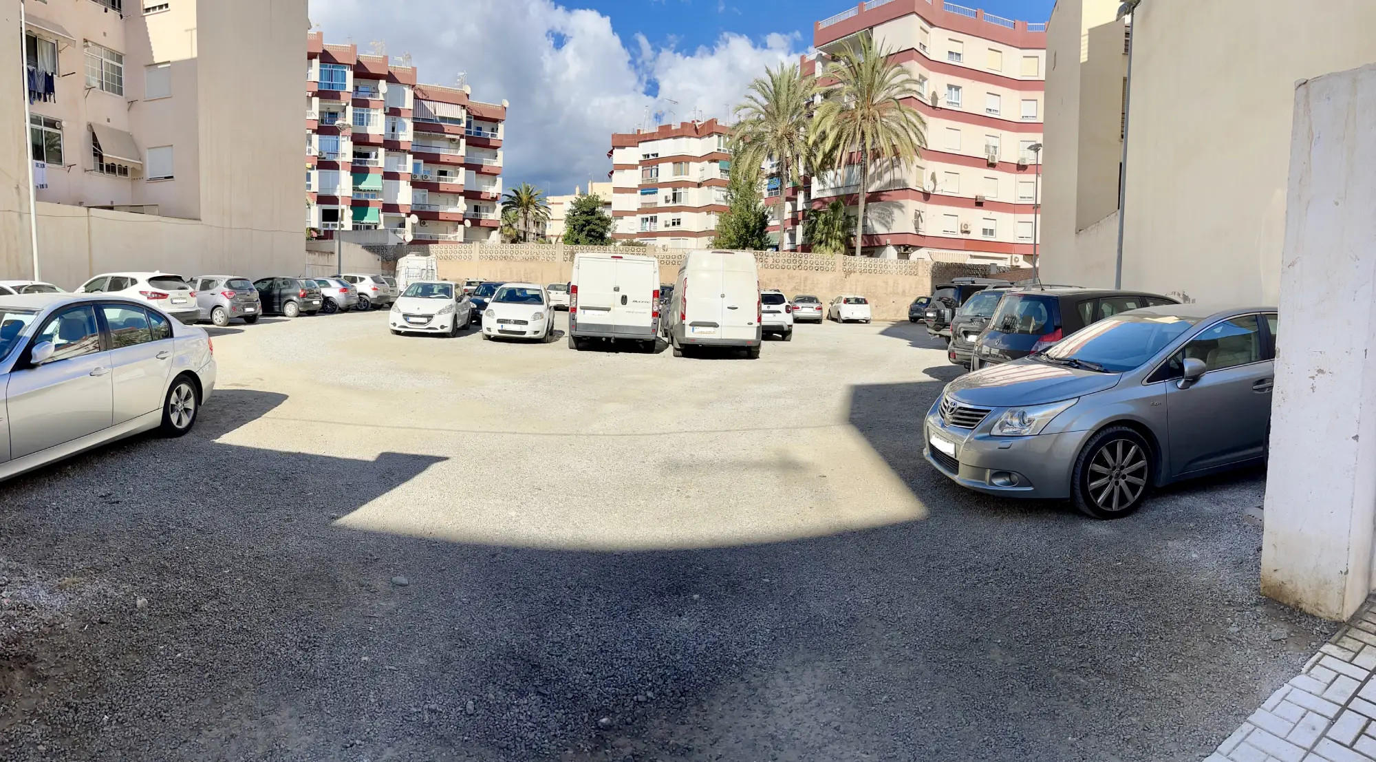 Parking Almirante Carranza