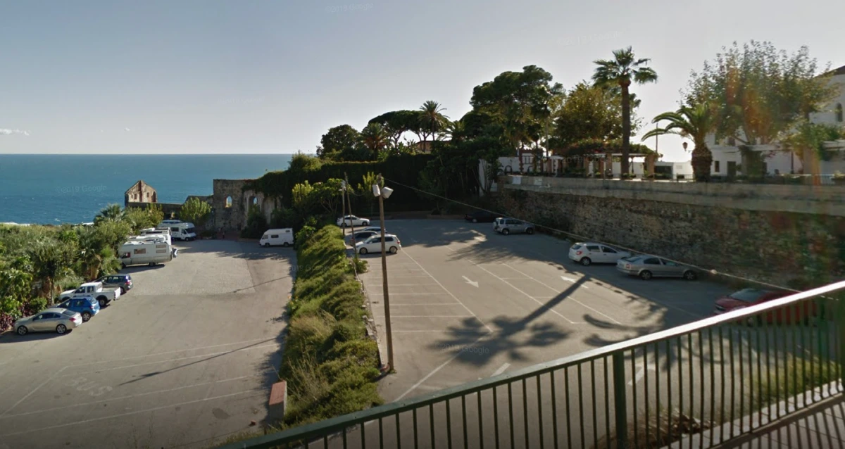 Maro Parking (Beach Access) en Nerja — vista principal