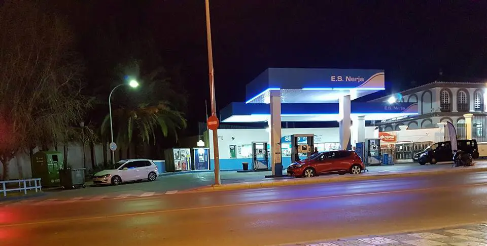 Nerja Service Station en Nerja — vista principal