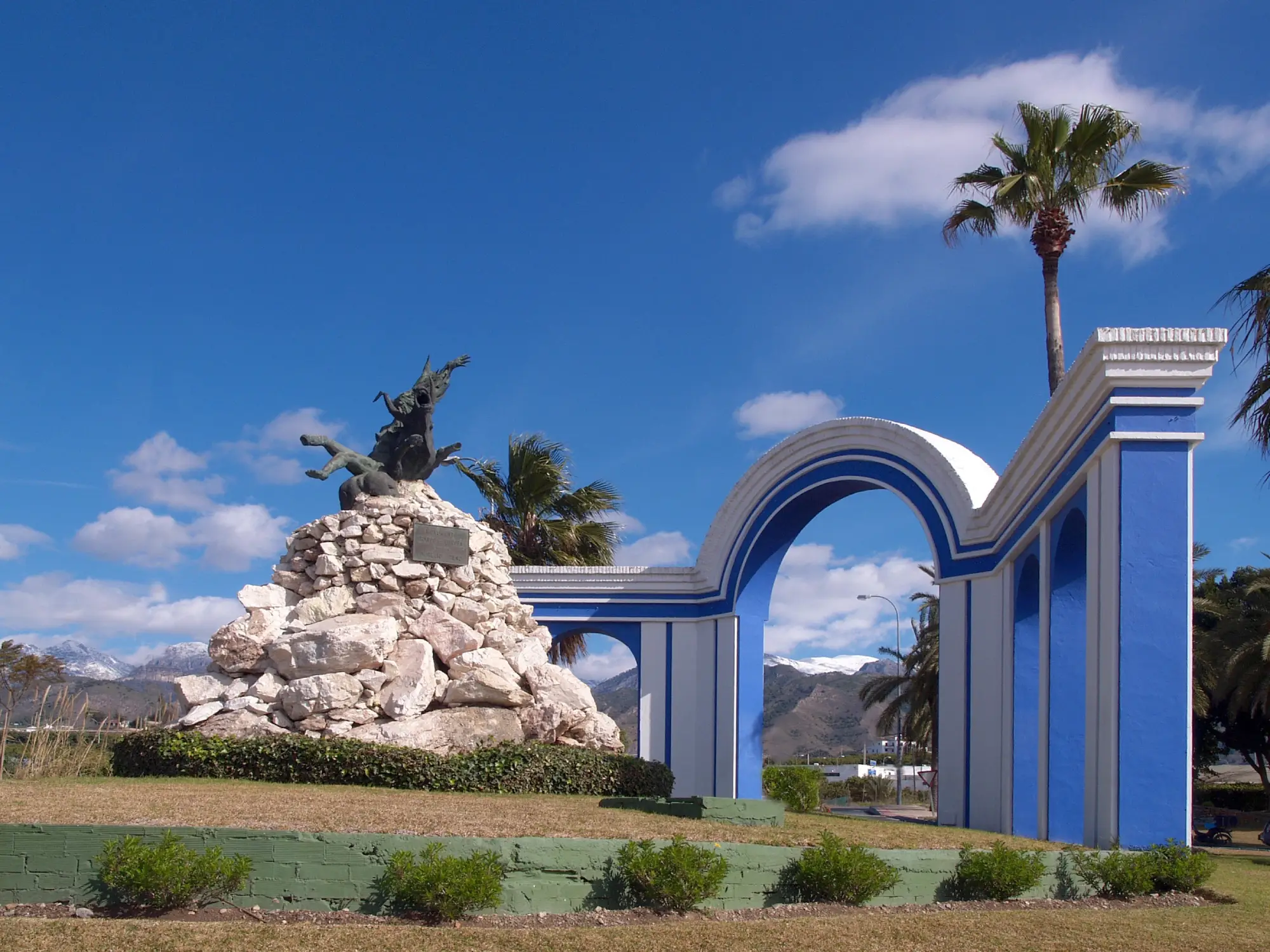 The Abduction of Europa en Nerja — exterior (3 de 6)
