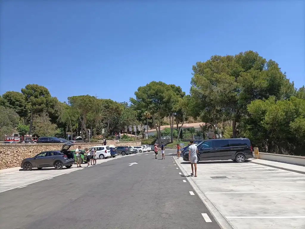 Cueva de Nerja Car Park en Nerja — vista principal
