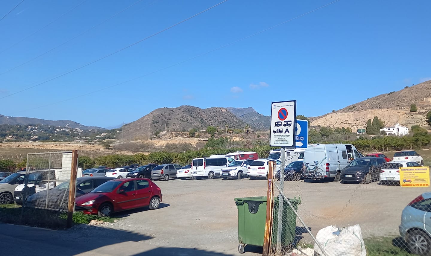 Parking Mercadillo en Nerja — vista principal