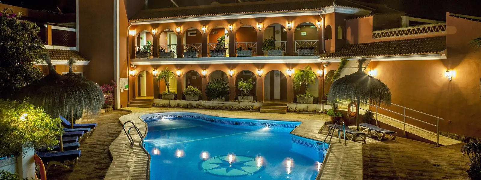 Hotel Los Arcos