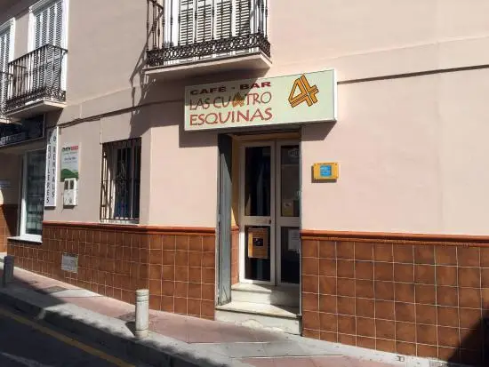 Café Bar las Cuatro Esquinas — foto 5