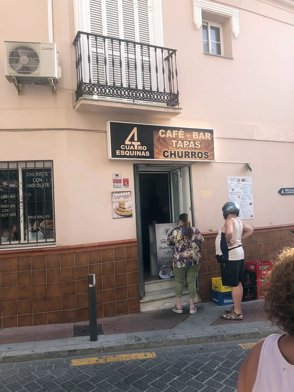 Café Bar las Cuatro Esquinas — foto 3