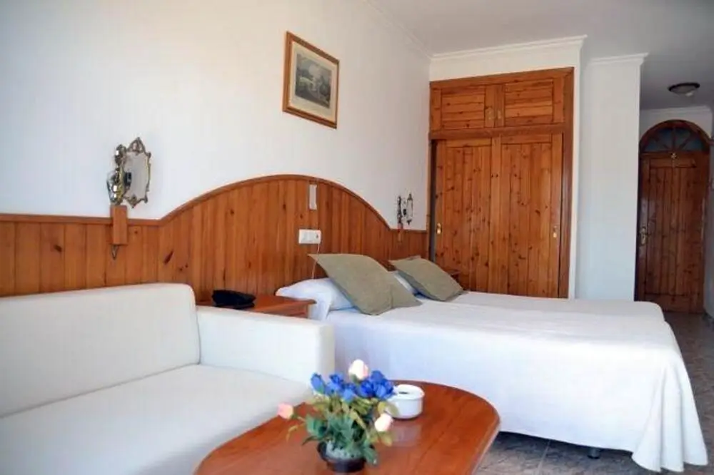 Hotel Jose Cruz Playa Burriana — foto 2