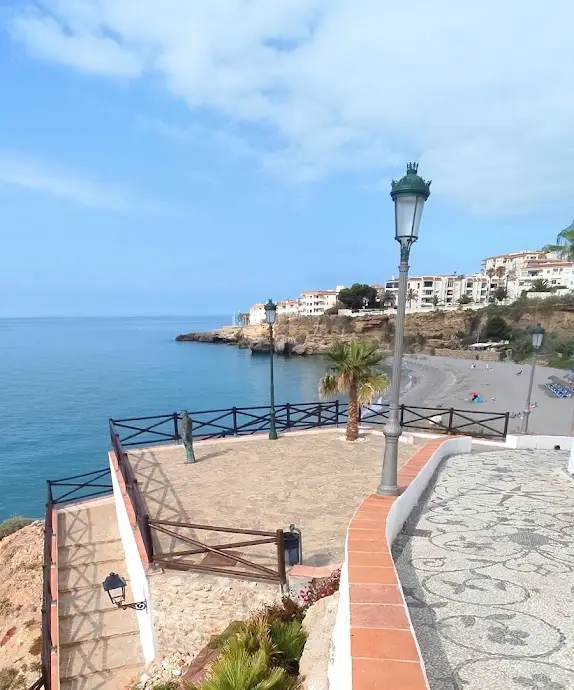 Chanquete Statue (Nerja) ⚓ INFO, photos and how to get there en Nerja — interior (4 de 6)