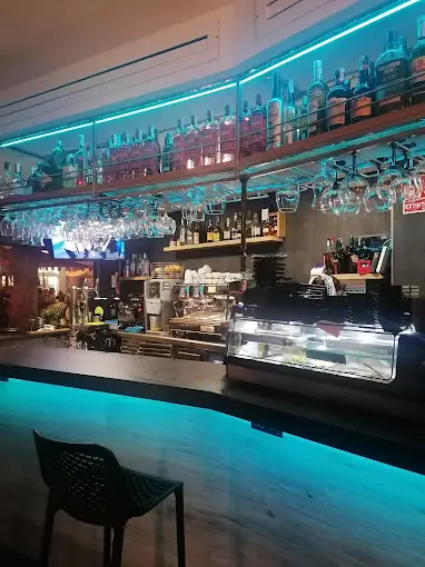 Kronox Café y Kronox Plaza — foto 4