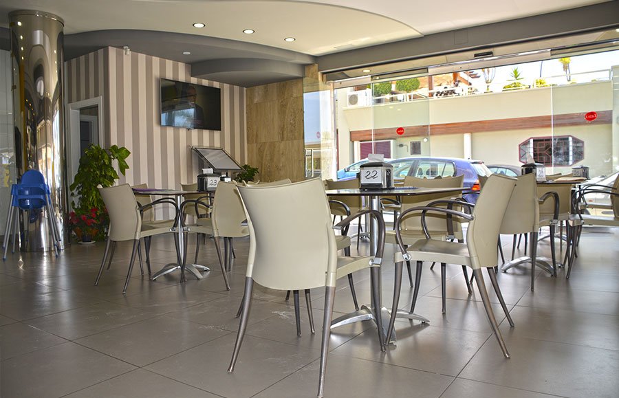 Cafetería Albi Burriana — foto 2