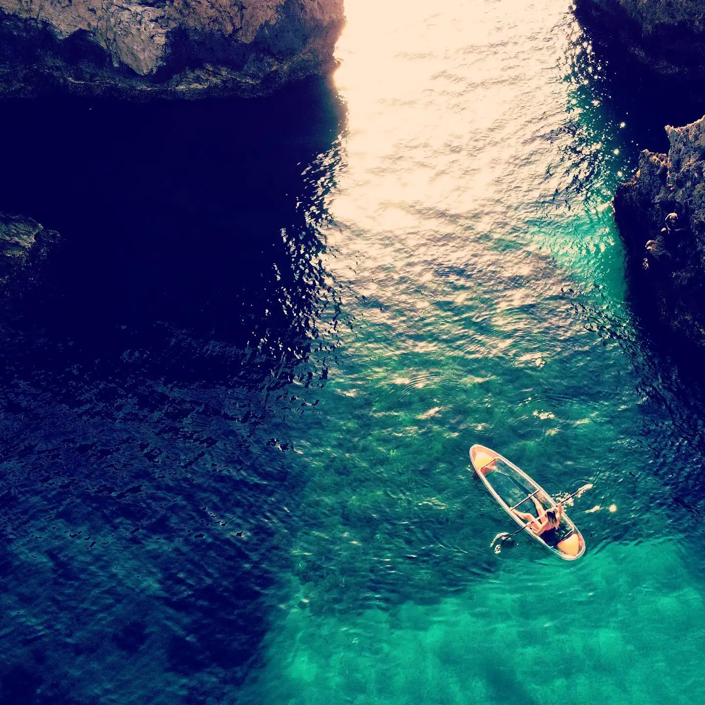 Ruta en kayak por los acantilados de Nerja y Maro — foto 3