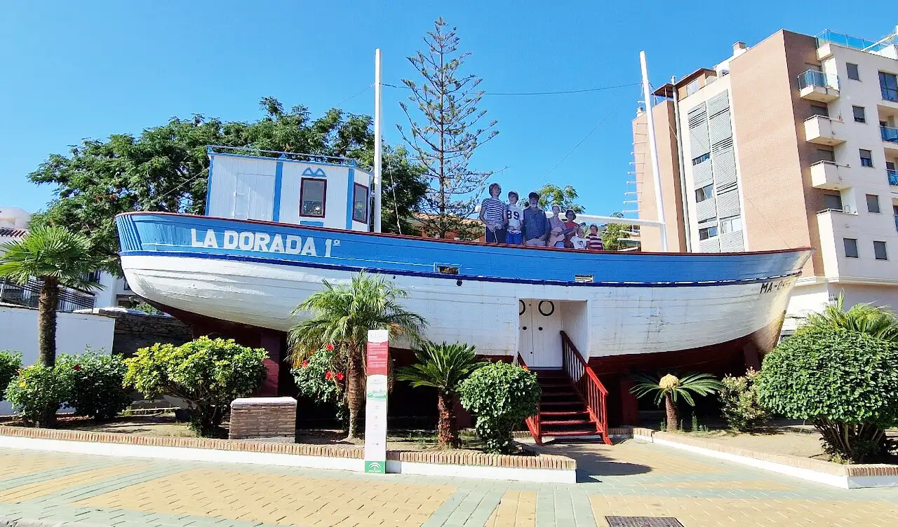 Barco de Chanquete Nerja (La Dorada)