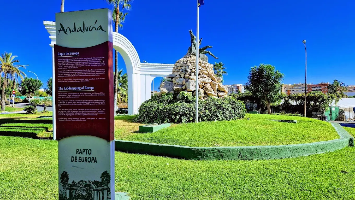 The Abduction of Europa en Nerja — detalle (5 de 6)