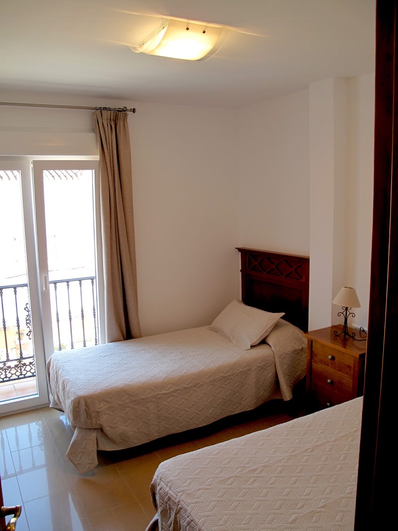 Apartamentos Acantilados De Maro — foto 2