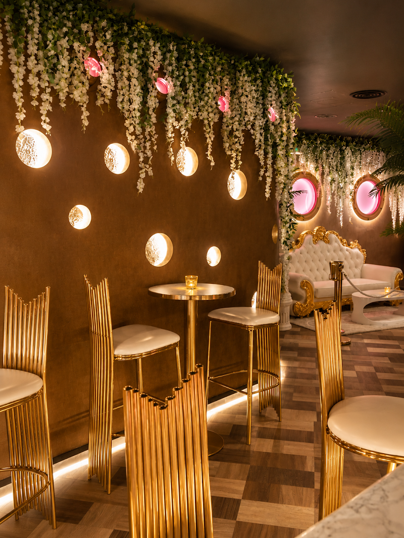 Champagne Bar Nerja