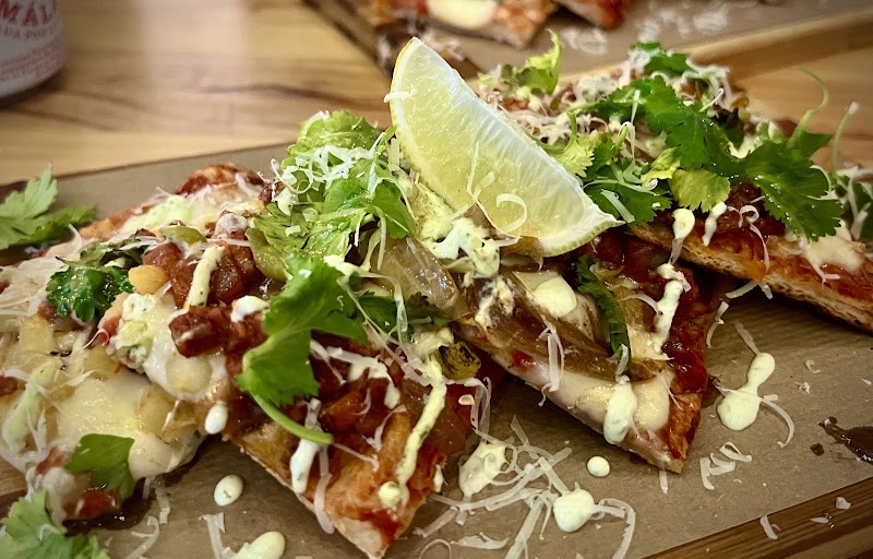 CRISPY FELLAS — foto 5