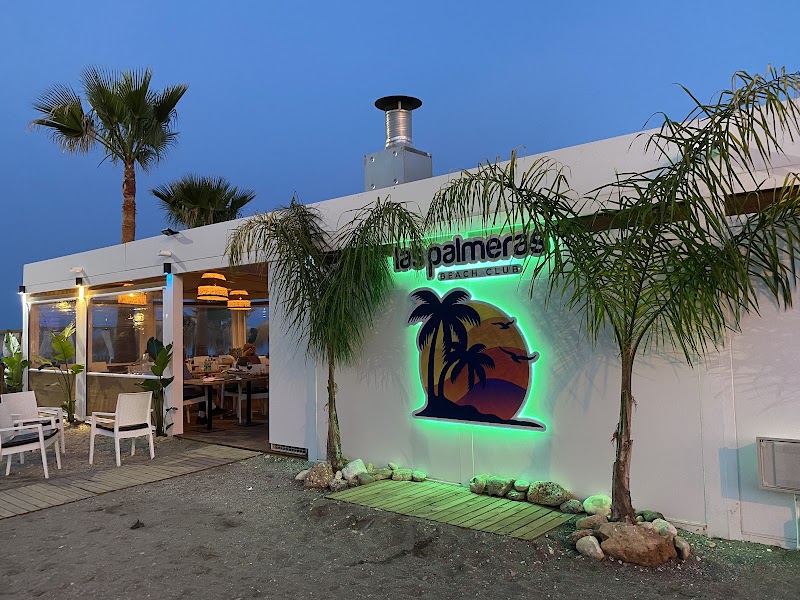 Las Palmeras Beach Club