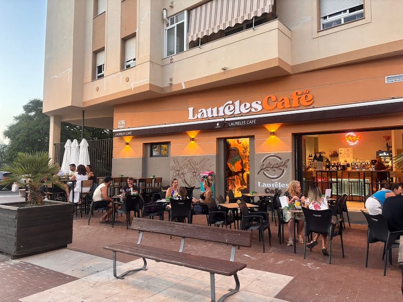 LAURELES CAFE