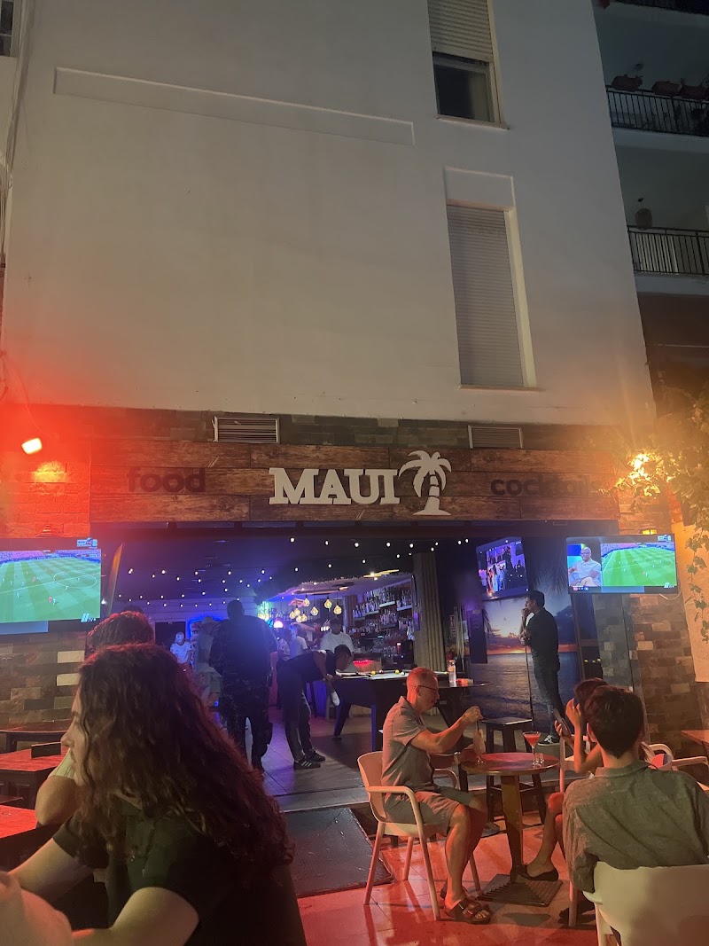 Maui Cocktail & Food Bar — foto 3