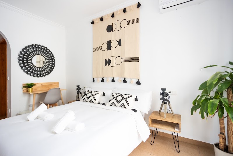 Naim Guest House Nerja — foto 4