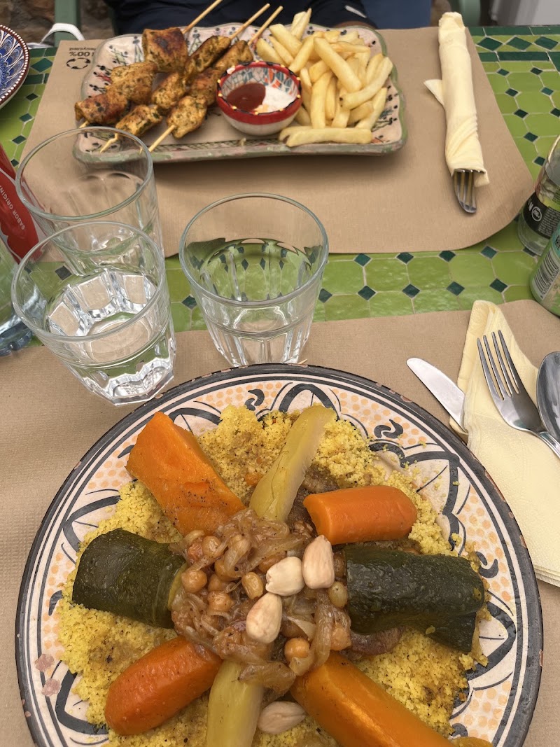 Teteria restaurante Riyad ,halal 100%halal food,مطعم مغربي حلال 100%,comida marroquí halal,nerja — foto 4