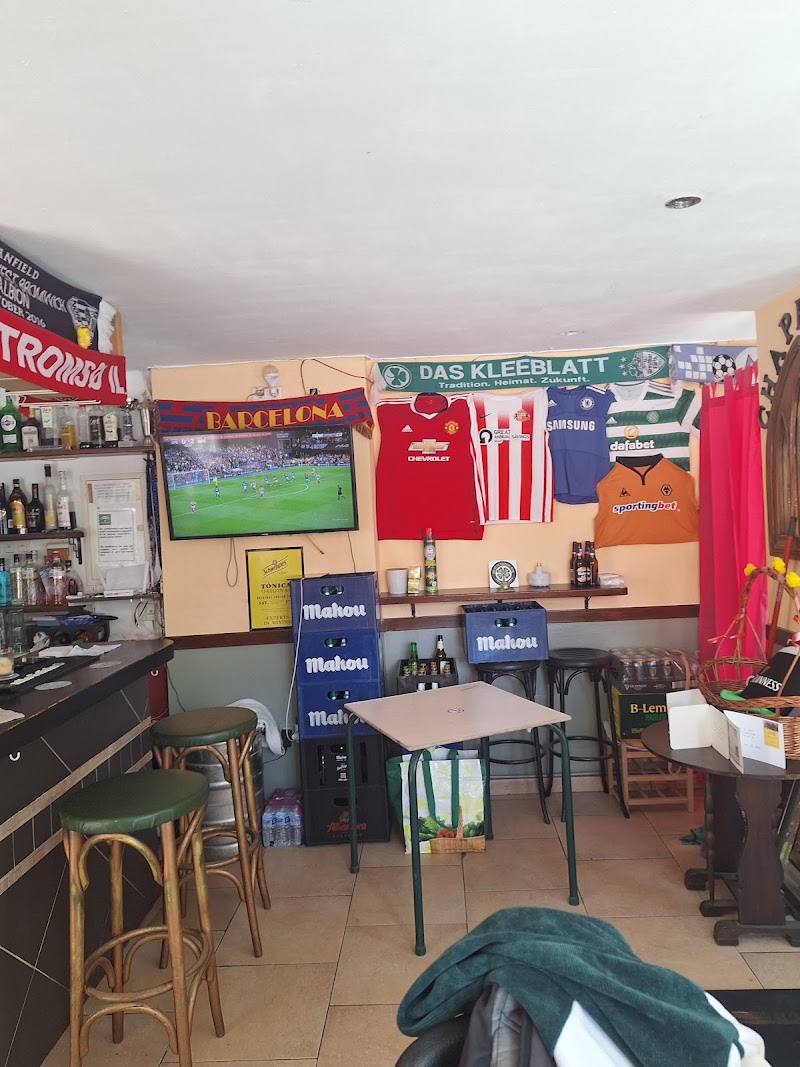 The Chapel Bar ( La Capilla )