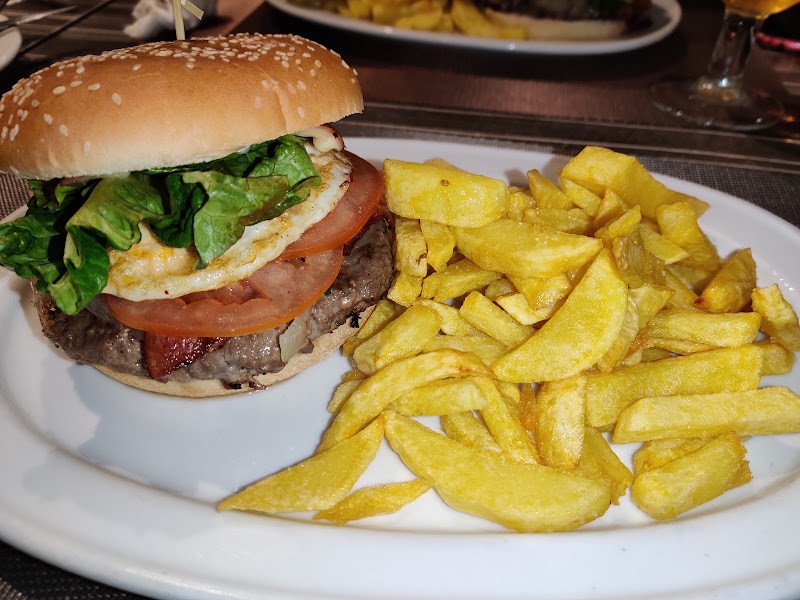 Trébol cafeteria restaurante — foto 4