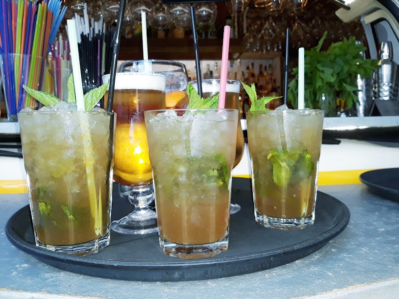 VOLK´S BAR SEVILLANO — foto 3